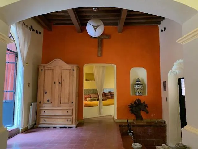 Antigua Casa Del Limon