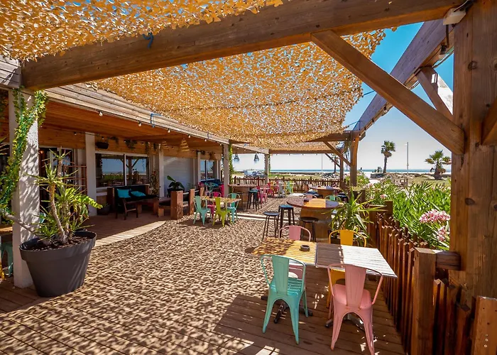 Hôtel accueillant les animaux: Sunrise Beach Hotel