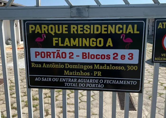 Kitinete Em Matinhos Com Piscina