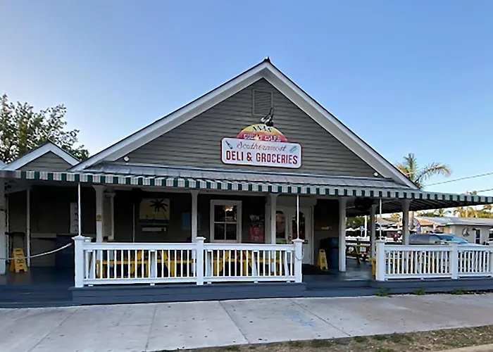 Villa: Southernmost Sanctuary