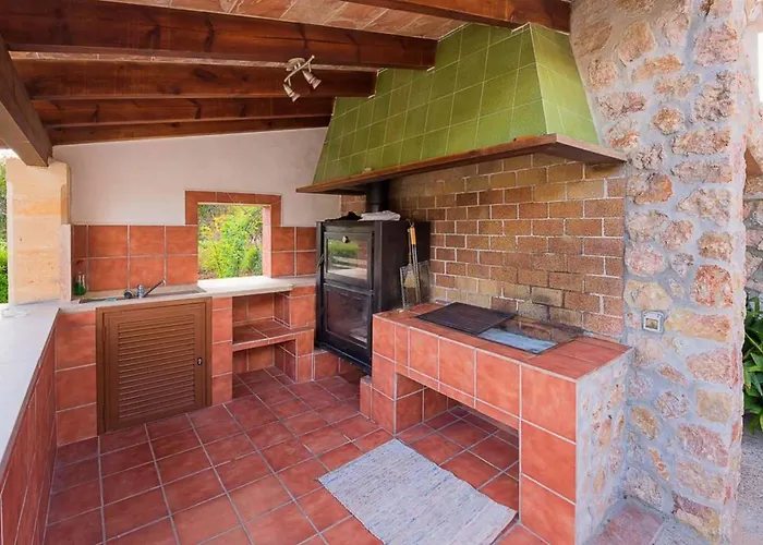 Villa Colonya Jaume-3 Bedrooms, Private Pool Near Pollensa
