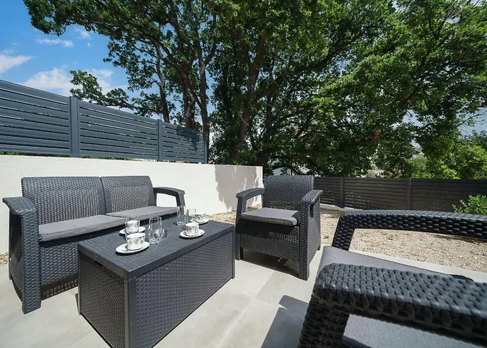 "Golden Sky"Rooftop Pool Villa