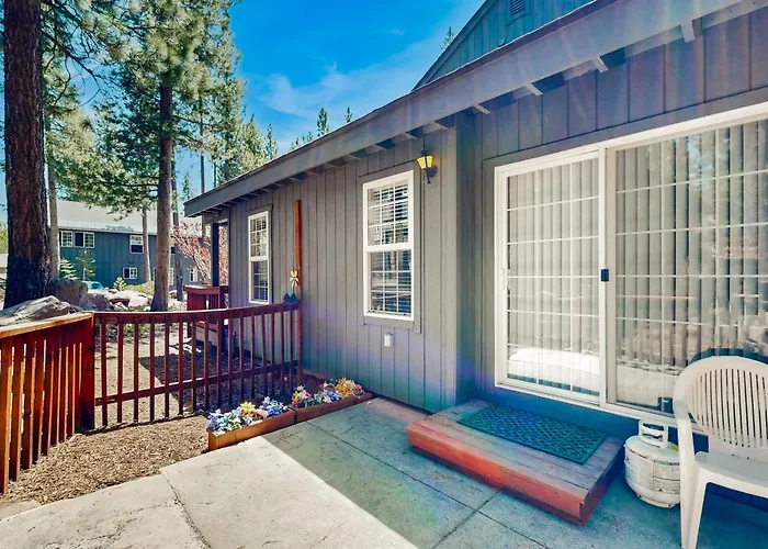 Little Pinecone Retreat