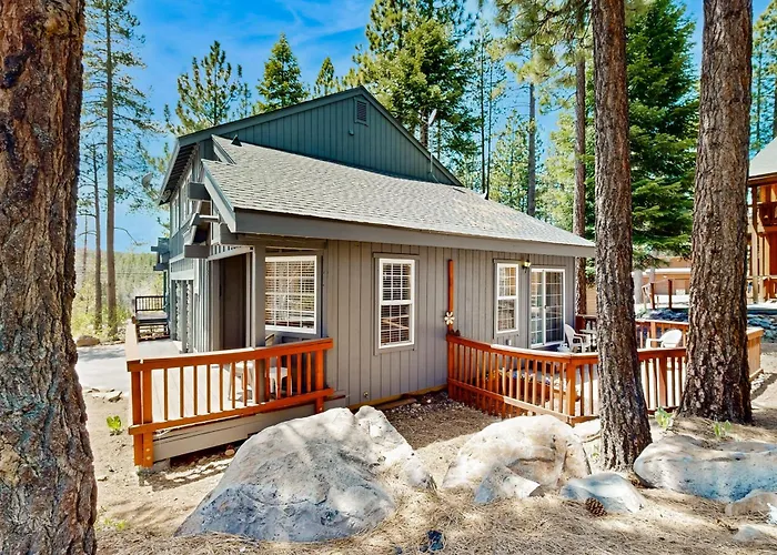 Little Pinecone Retreat