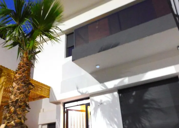 Villa avec Piscine Privée.