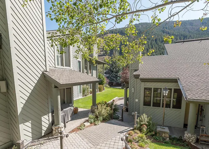Greyhawk Condo 07