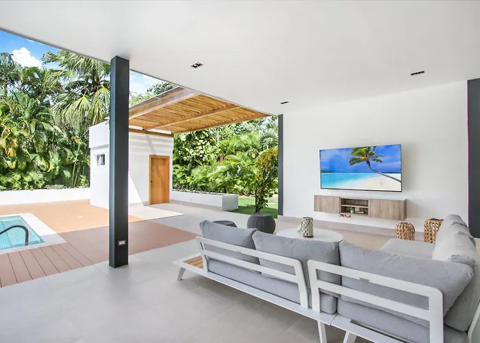 Private Two-Storey Casa De Campo Villa With Pool, Jacuzzi And Golf Cart