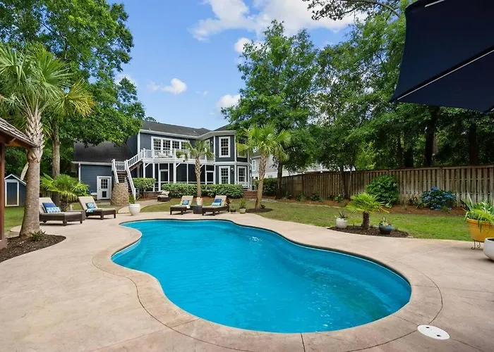 Private 6 Acre Estate Minutes From Wrightsville