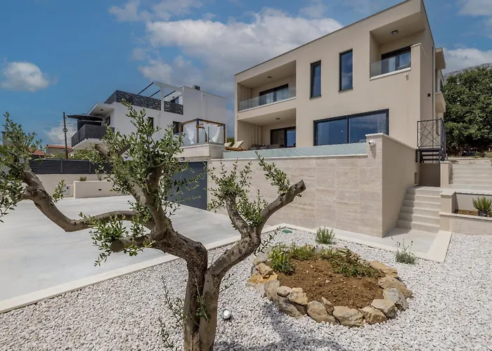 New Villa Coco Maison With Heated Infinity Pool