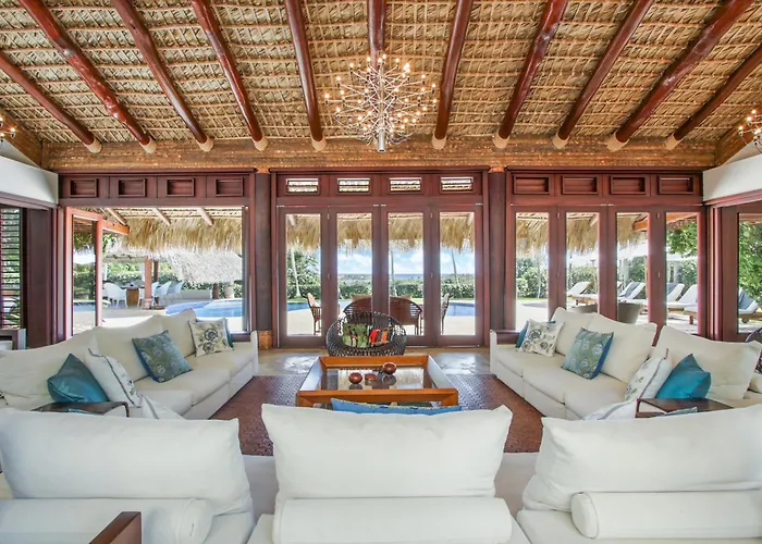 Unique Villa With Ocean And River Views - Staff & Golf Carts