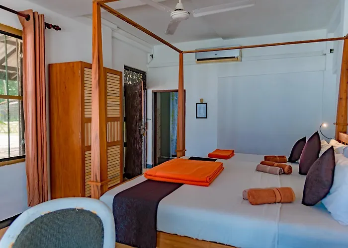 Amor Beach Unawatuna