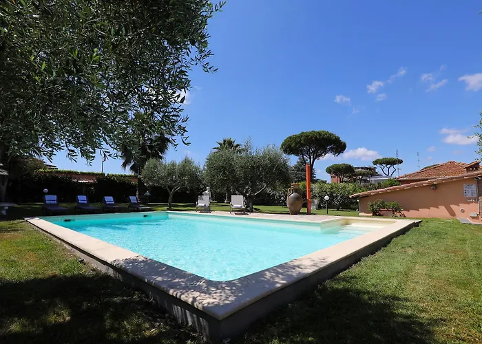 Villa Con Piscina