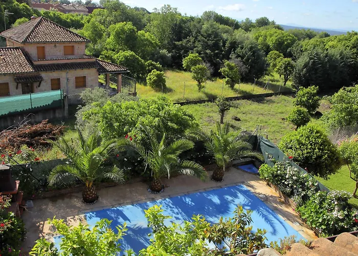 Casa Entre Rosales - VuT-AV-617