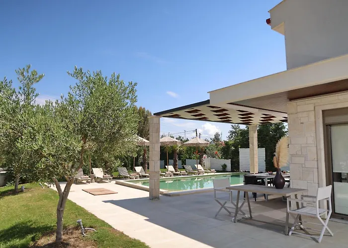 W Villas Halkidiki