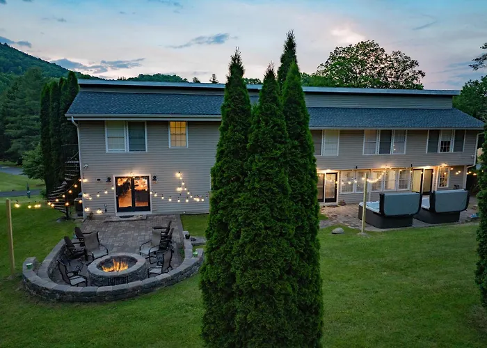 Blue Ridge Mountain Lodge