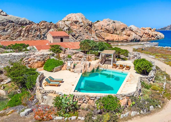 Villa Itaca - Swimming Pool By The Sea