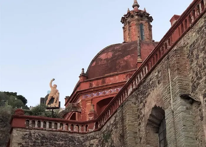 Casa Del Alba - A Magical And Private Downtown Oasis!