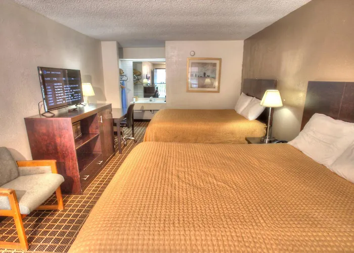 Amerivu Inn & Suites - - Downtown