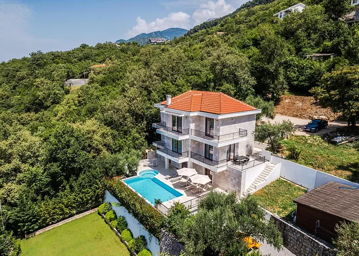 Villa Fotinia