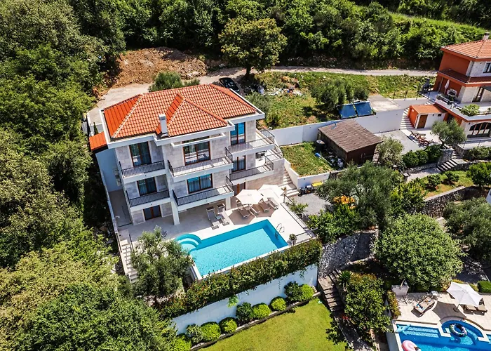 Villa Fotinia