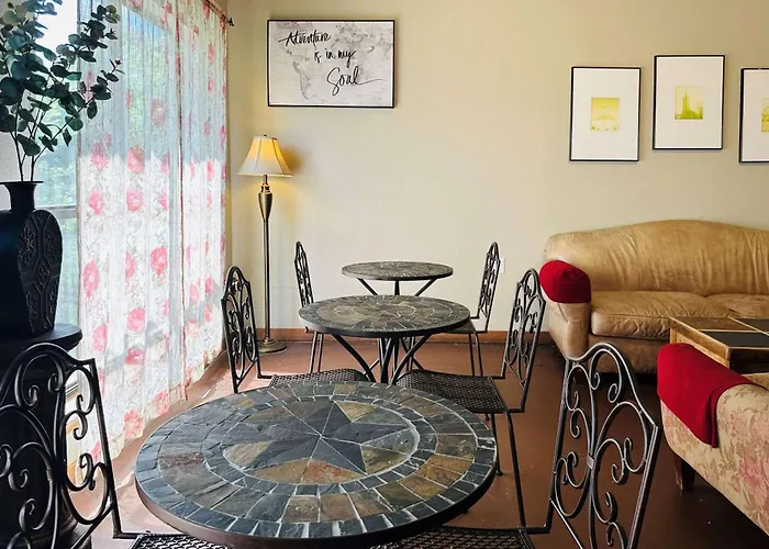 Villa: Econo Lodge Fredericksburg