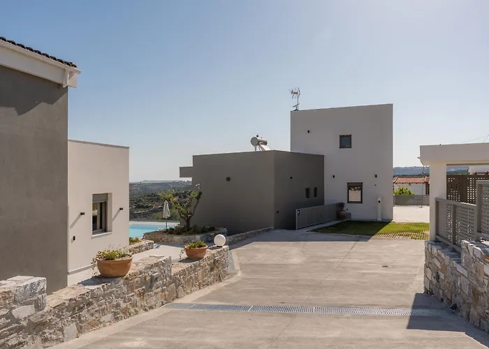 Phyllion Boutique Villas