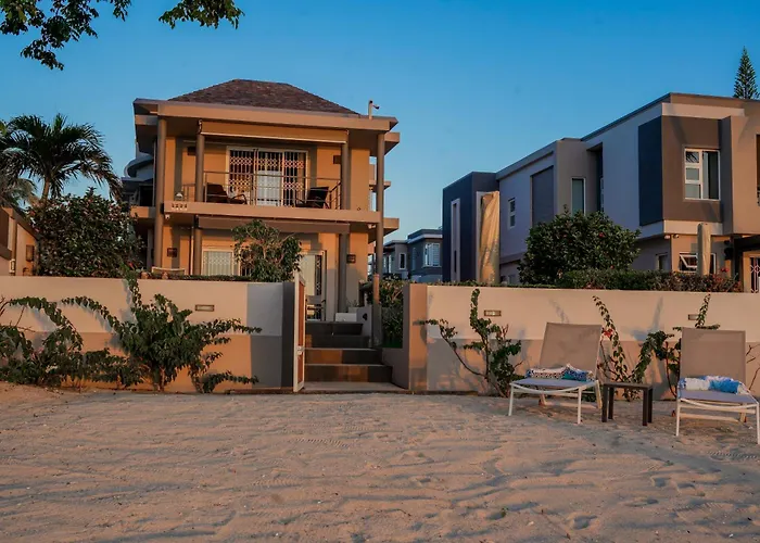 The Compound - Villa 3