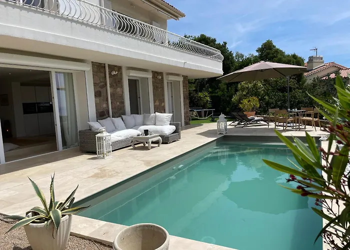 Villa Podaroc
