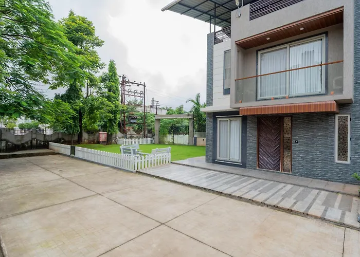 Alaya Stays Imperial Serenia 3-Bhk With Common Pool & Garden Near Karla Cavs And Bhushi Dam
