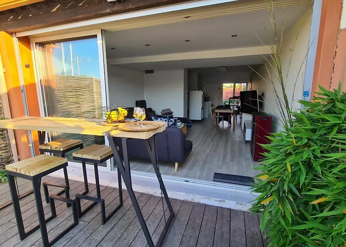 Villa Vog Ou Chambres Sur L'Ile Des Marinas Au Cap D'Agde