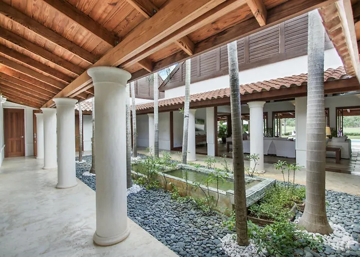 Gorgeous Villa At Casa De Campo - With Large Pool, Cook, Maid And 2 Golf Carts