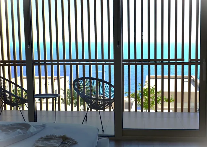 Villa Ostriche Green Coast Palase