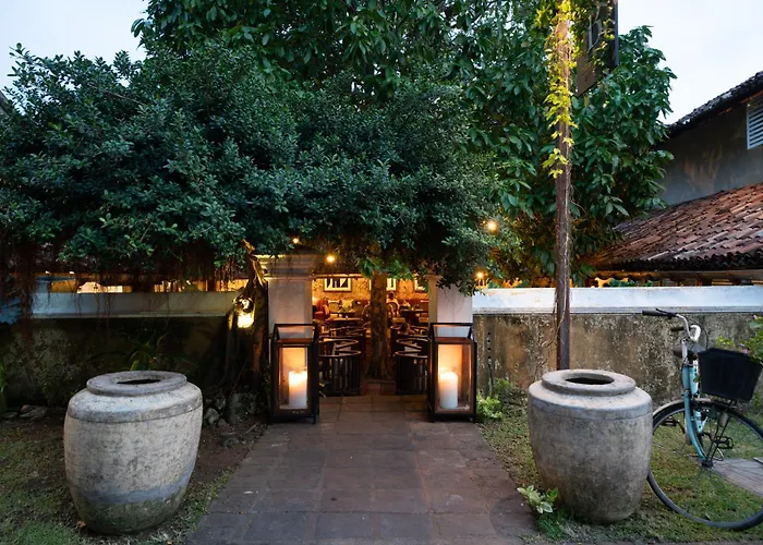 The Bungalow Galle Fort - Hotel - Restaurant - Cocktail Bar