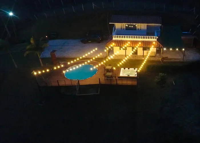 Hermosa Finca Con Vista A La Piedra Y Embalse De Guatape, Con Jacuzzi Y Piscina