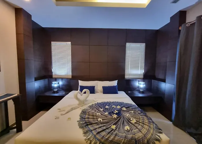 Rest Hub Poolvilla