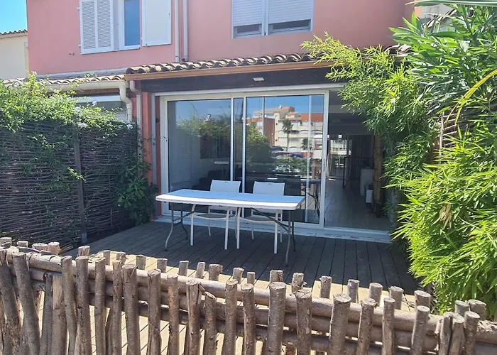 Villa Vog Ou Chambres Sur L'Ile Des Marinas Au Cap D'Agde