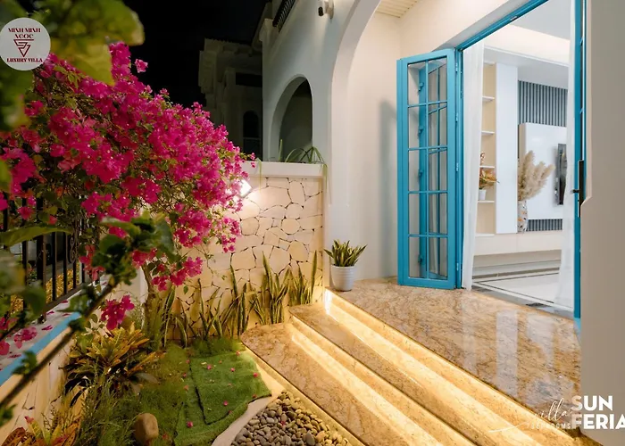 Sun Villa 7 Bedroom & Pool