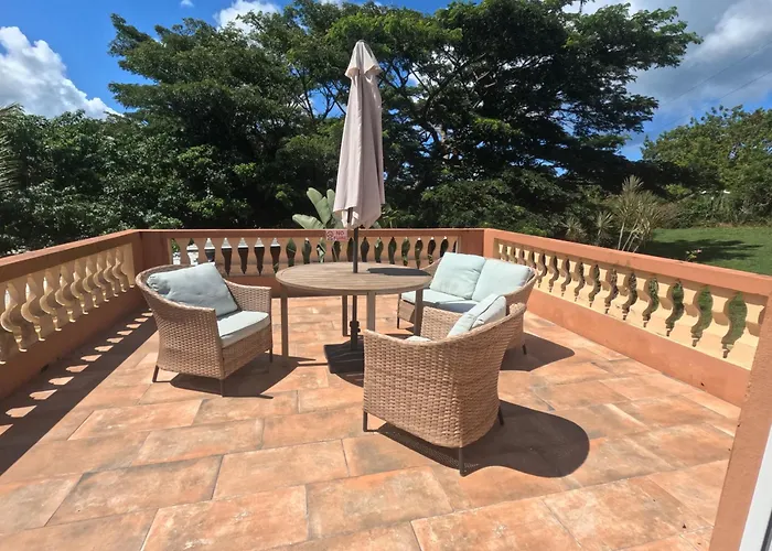 Isla Hermosa Guesthouse