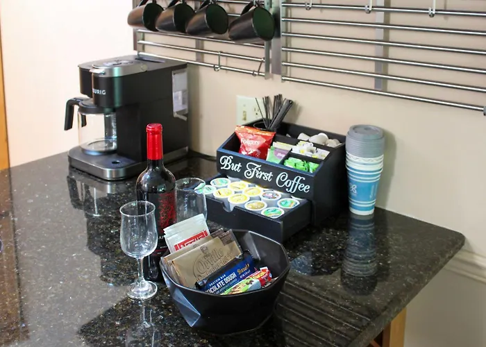 Galena Retreat: Shopping, Owners Club & Skiing!
