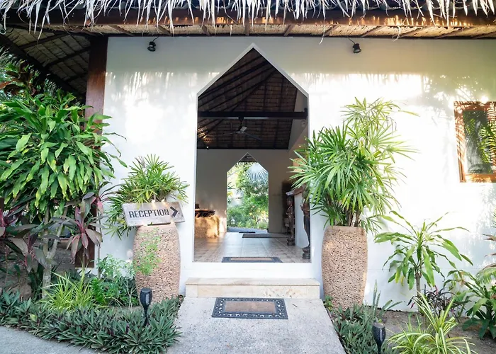 Tropical Season Villa Resort