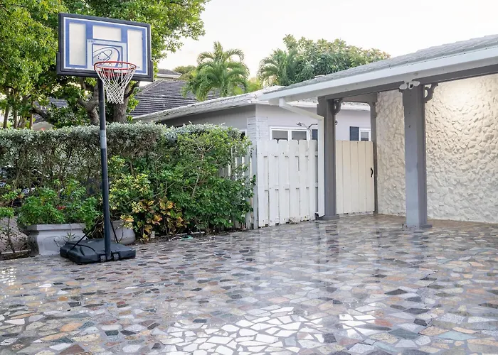 4 Bed/4,5 Bath Beach House Fort Lauderdale