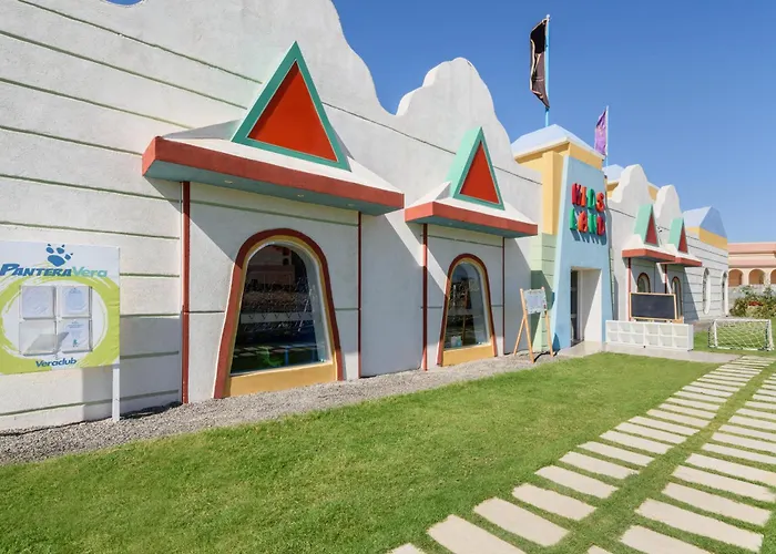 The V Luxury Resort Sahl Hasheesh