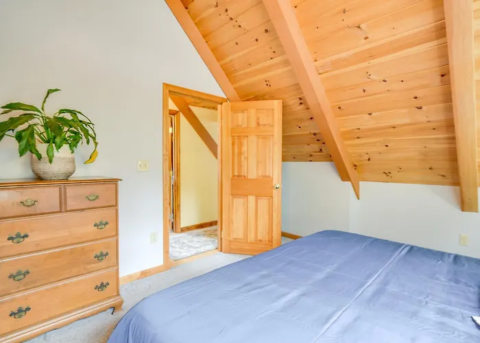 Milton Hidden Gem W/ Pool, Hot Tub & Fireplace!