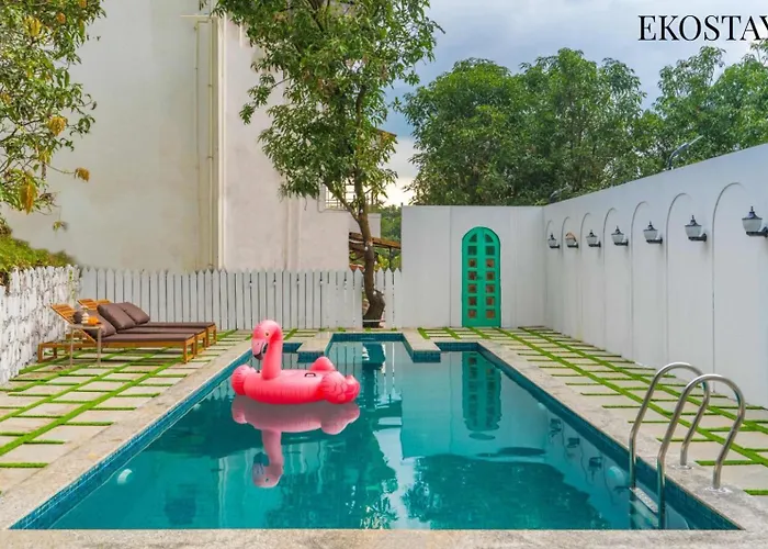 Ekostay - Amanta Villas- 15Bhk & 21Bhk With Complimentary Dj For 21Bhk I 2 Pools I 2 Turfs