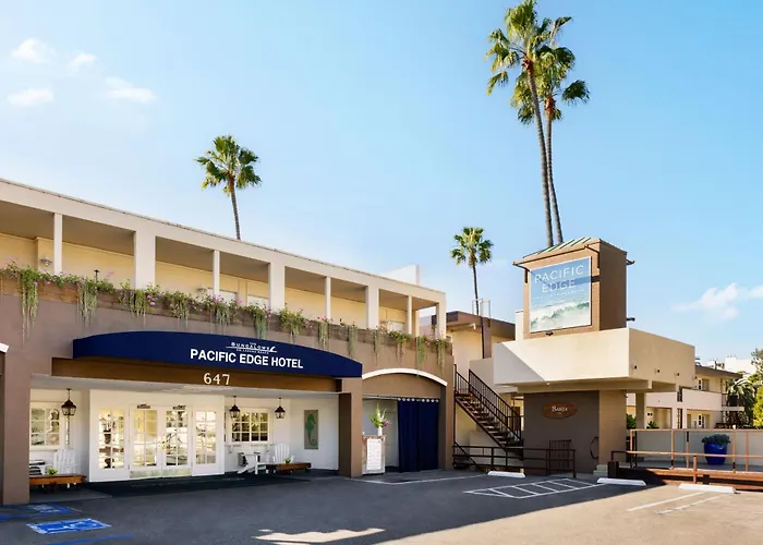 Pacific Edge Hotel