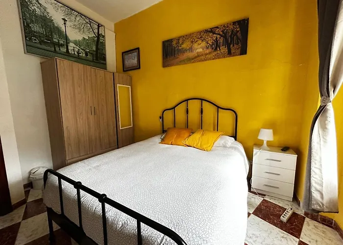 Hotel céntrico: Santa Isabel Low Cost Rooms In Private House
