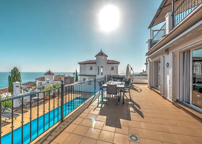 Beautiful Villa With Private Heated Pool In Nerja