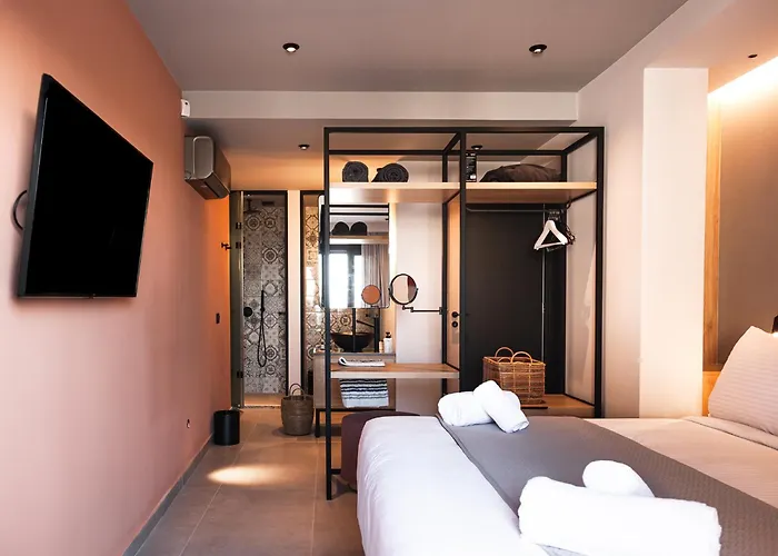 Orama Luxury Suite 3 Bedrooms With Private Pool