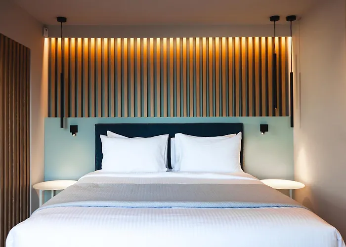 Orama Luxury Suite 3 Bedrooms With Private Pool