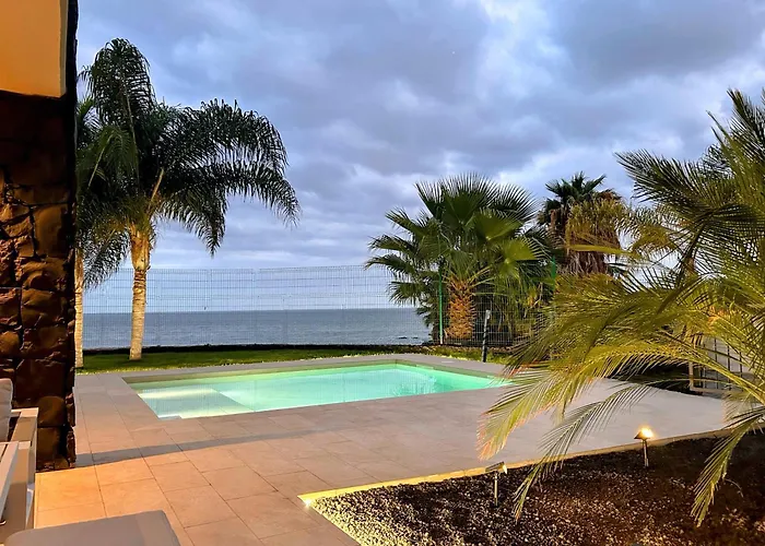 Luxury Oceanview Villa De Nava With Heated Private Pool